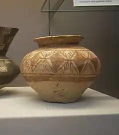 Jarre à décor peint, Halaf récent (v. 5600-5200 av. J.-C.).  British Museum.