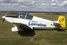 Jodel DR 1055 sur l'aérodrome de Doncourt-lès-Conflans.