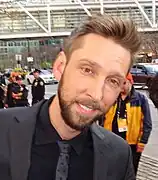 Joel David Moore interprète Lucas Wahl