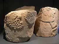 Fragments du « pilier aux masques », calcaire, IIIe&nbsp;siècle