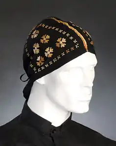 Kalansowa (Kalansoah, Qalansuwah, Kalansawa) – portée dans l’église copte orthodoxe par les évêques et les prêtres moines