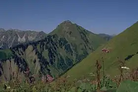 Vue du Kegelkopf depuis l':Älplesattel&nbsp;(de).