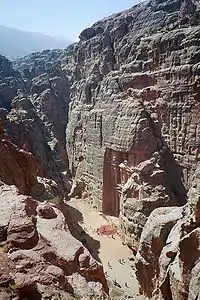 Le Khazneh vu depuis le djebel Khubtha