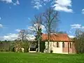 L'église du village sur les ruines de l'abbaye