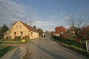 Rue de Kostelec u Heřmanova Městce.