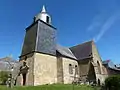 L'église Saint-Pierre vue du sud-ouest.