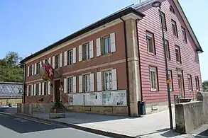La Maison commune.