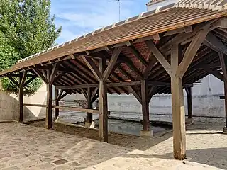 Le lavoir de Wissous&nbsp;(de).
