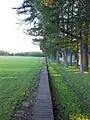 Le banc du parc Midorigaoka, long de 400&nbsp;m (anciennement le plus long du monde).