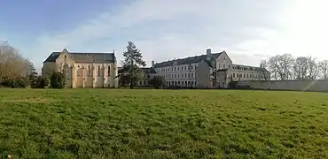Chapelle et immeuble du collège Richelieu, puis Grand Séminaire.