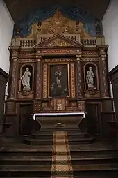 Maître-autel de l'abbatiale.