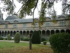 La galerie vue des jardins.