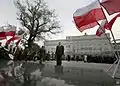 La visite de président de la République Lech Kaczyński à Lublin. La place de Lituanie, à l’arrière-plan le bâtiment de Poczta Polska et le « baobab », 2008
