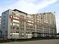 Le bâtiment numéro deux (au milieu)