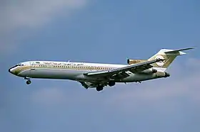 5A-DIA, le Boeing 727-2L5L'avion était un Boeing 727-200; Boeing attribue un code unique pour chaque compagnie qui achète un de ses avions, qui est appliqué comme suffixe au numéro de modèle au moment où l'avion est construit, donc « 727-2L5&nbsp;» pour un Boeing 727 construit pour Libyan Arab Airlines. qui s'est écrasé