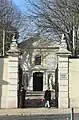 Entrée et chapelle du cimetière