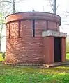 Chapelle du cimetière militaire allemand.
