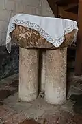 Fonts baptismaux du XIIe&nbsp;siècle.