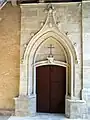 La porte de l'église, objet de l'inscription MH (août&nbsp;2010)