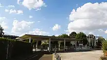 Le lycée Sylvia-Monfort.