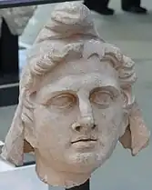 Tête de Mithra.
