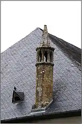 La cheminée sarrasine de l'hôpital.