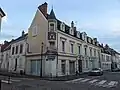 Anciens locaux du collège d'Étampes, au 2 rue Magne, 17 et 17bis rue Saint-Antoine.