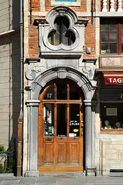 La porte.