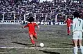 Diego Maradona (Argentinos) opposé à Quilmes en 1977.