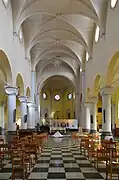 L'intérieur de l'église Saint-Pierre.
