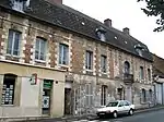 Relais de poste, monument historique.