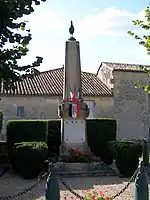 Le monument aux morts (août&nbsp;2012)