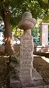 Tombe