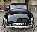 Vue arrière d’une 300 Sc coupé ; L’inscription Einspritzmotor est visible sur le pare-chocs arrière.