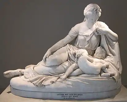 Léto et ses enfants Artémis et Apollon, William Henry Rinehart&nbsp;(en), 1874.