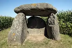 Image illustrative de l’article Dolmen de Poulyot