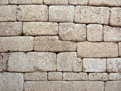 Joint vif, trésor d'Atrée, Mycènes (Grèce), 1250&nbsp;av.&nbsp;J.-C.