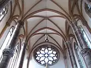 Voûtes néo-gothiques.