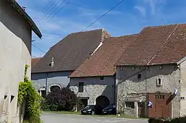 Anciennes fermes.