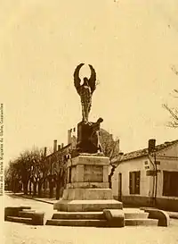 Monument aux morts de Batna (1925).