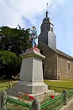 Le monument aux morts.