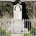 Le piédestal.