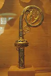 Crosse de l'évêque Jean d'Aubergenville (XIIIe&nbsp;siècle) - Musée d'Évreux.