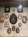 Collection de médaillons.