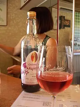 Crème de myrtille et myro.