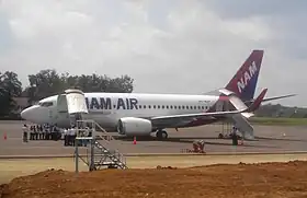 Arrivée du vol inaugural Jakarta–Lubuklinggau de NAM&nbsp;Air à l’aéroport de Silampari en mai 2015.