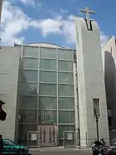 Vue extérieur de l'église Notre-Dame-d'Espérance.