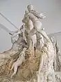 Taureau Farnèse, Musée archéologique de Naples, sculpture hellénistique, vers 150 avant J.-C. Le mouvement, la nudité héroïque, le traitement des vides et des pleins rappellent les éléments d'Héraklès archer.