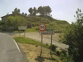 Navardún