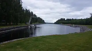 Le canal de Neituri&nbsp;(fi).